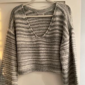 Urban Outfitters Womens Size Medium Cropped V Neck sweater Grey striped trendy!